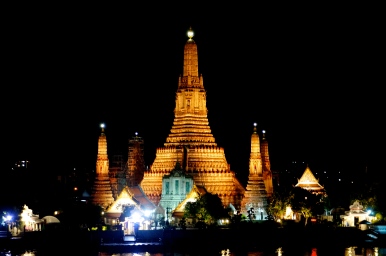 The view of Wat Arun from dinner